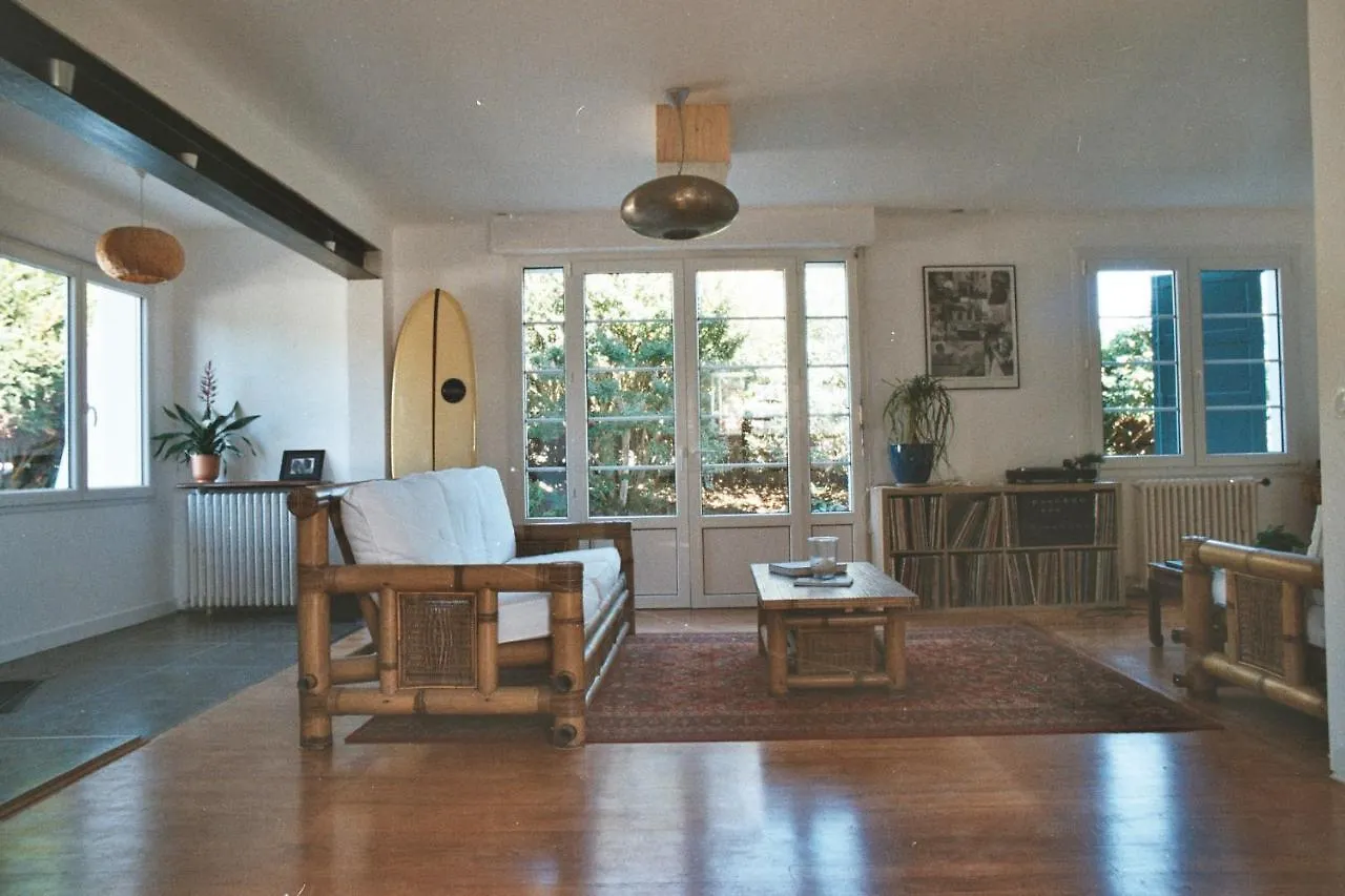 Bed and Breakfast Joyu Surf Shack Бидар Франция